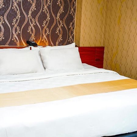 Jle'S Hotel Manado Eksteriør bilde