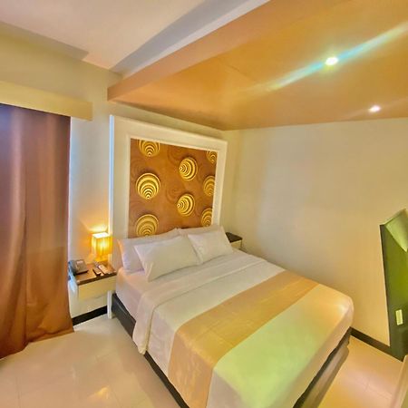 Jle'S Hotel Manado Eksteriør bilde