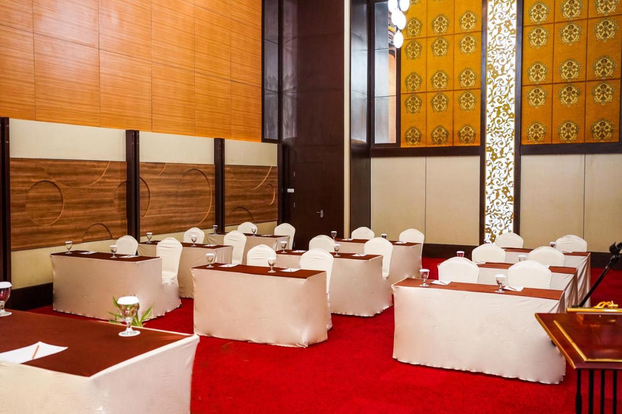 Jle'S Hotel Manado Eksteriør bilde