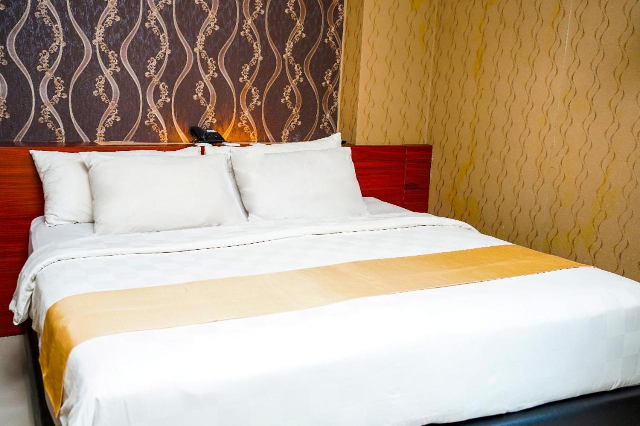 Jle'S Hotel Manado Eksteriør bilde