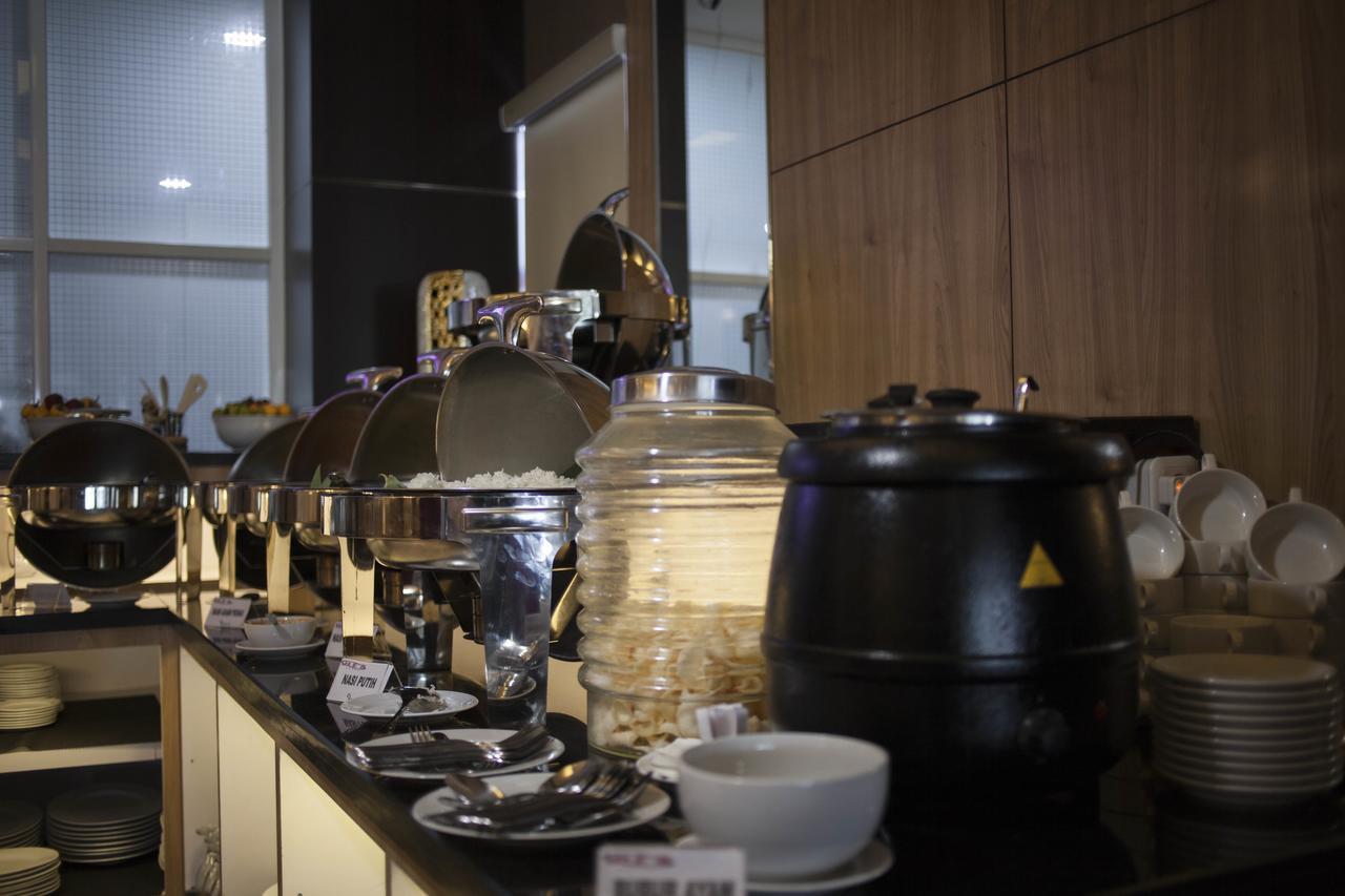 Jle'S Hotel Manado Eksteriør bilde