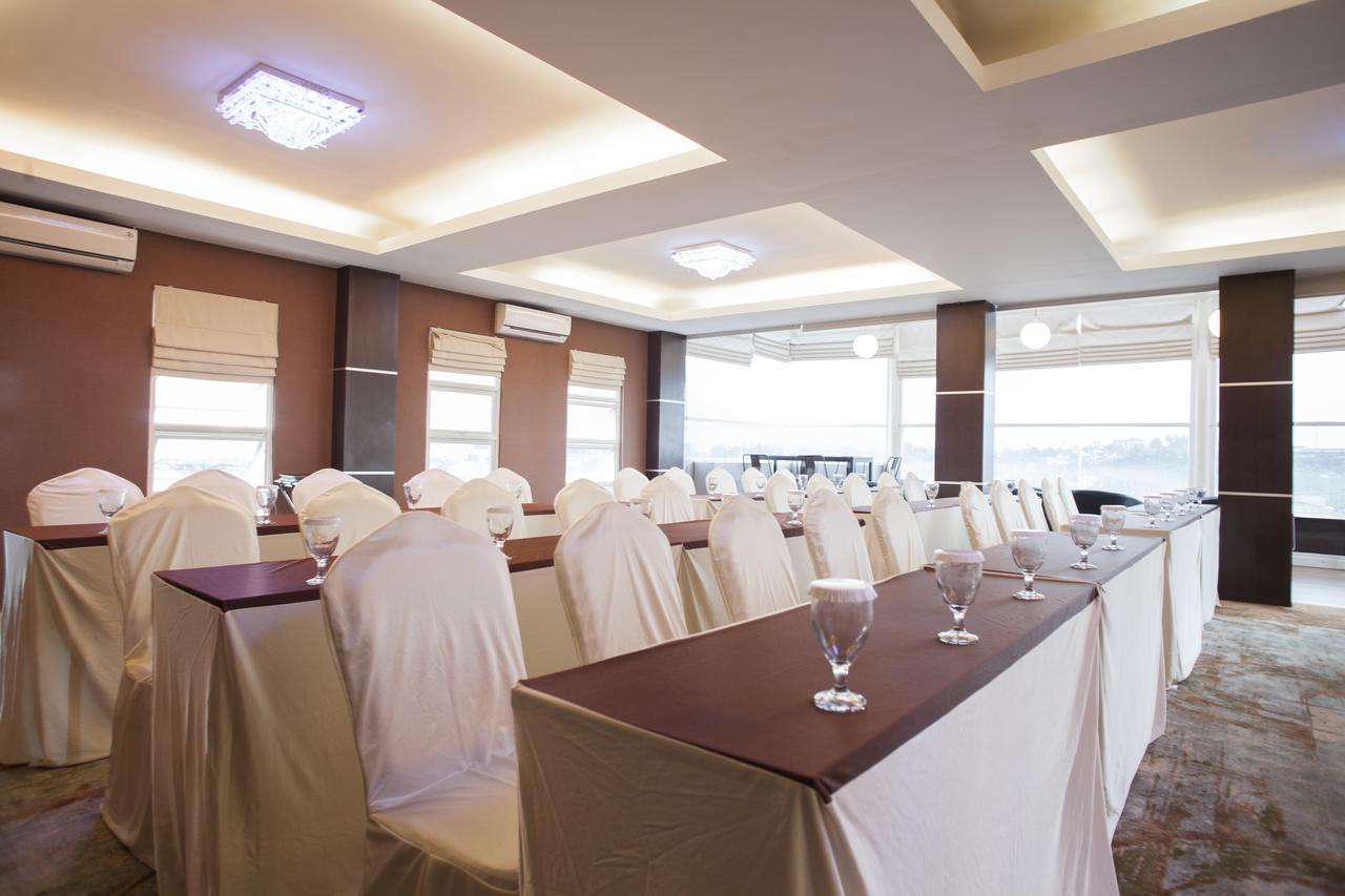 Jle'S Hotel Manado Eksteriør bilde